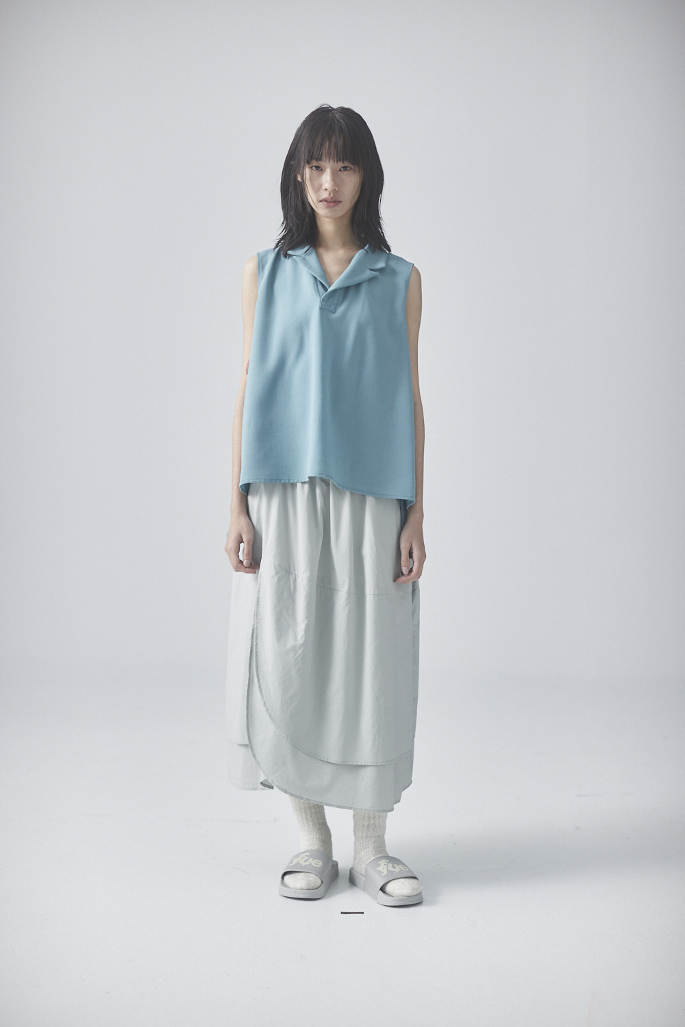 半門襟無袖上衣