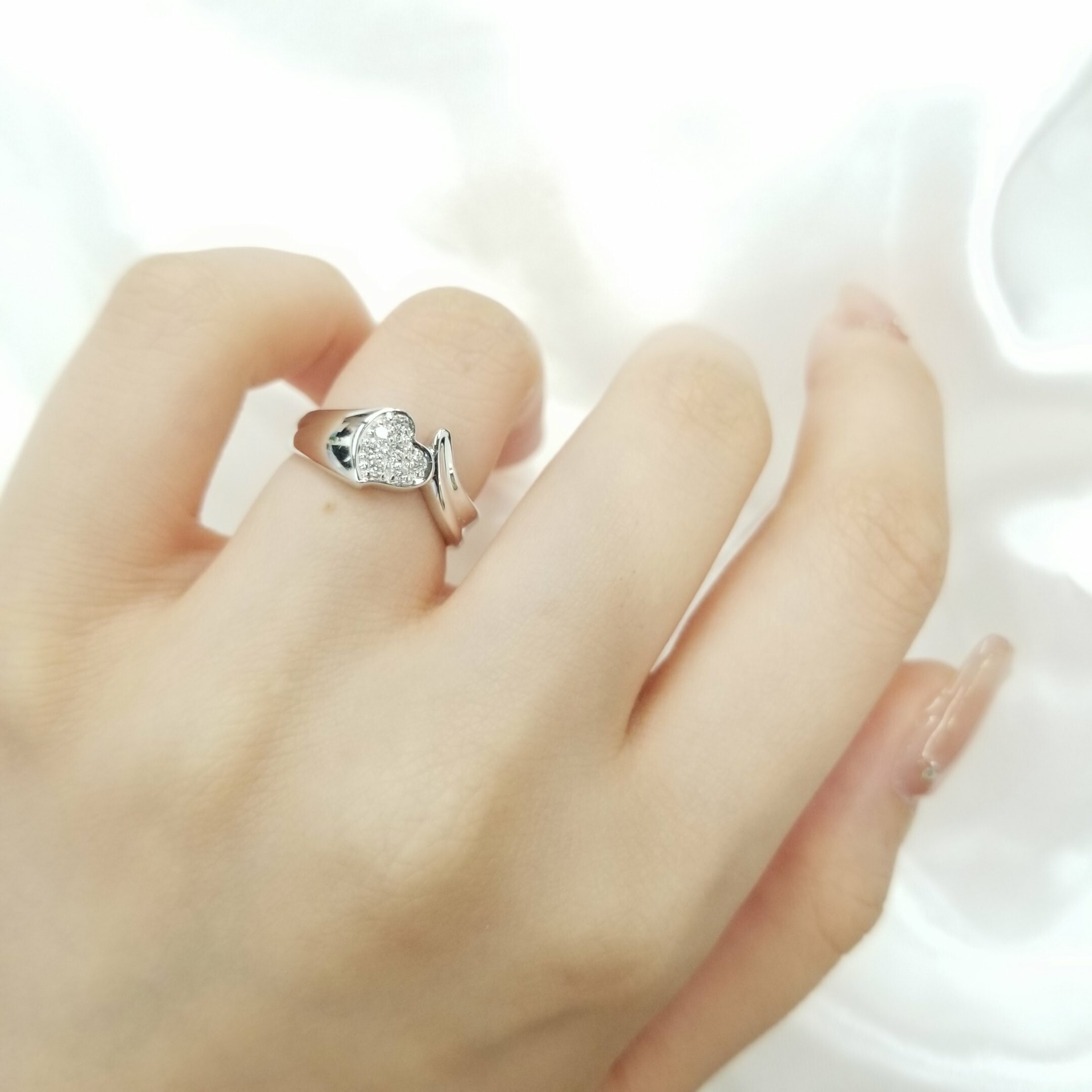 全新18K白金8份鑽石戒指