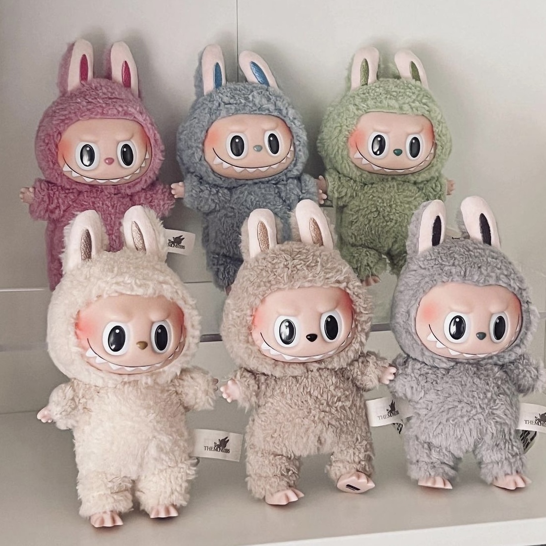 <折扣來啦!!>Pop Mart Labubu 泡泡瑪特 拉布布 心動 馬卡龍 糖膠 Lisa同款 玩具 公仔 掛飾 盲盒