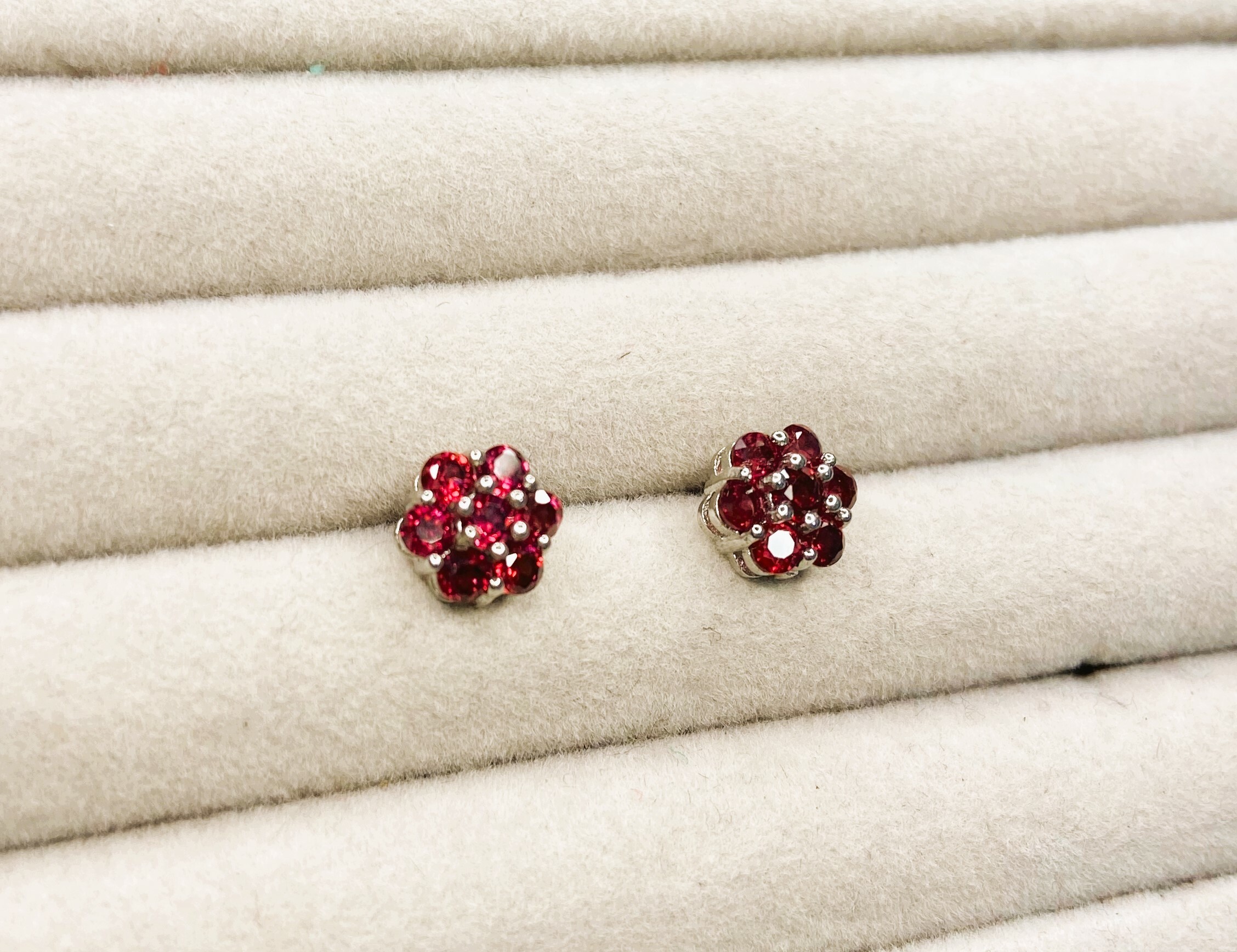 紅石榴石銀鑲耳環 02