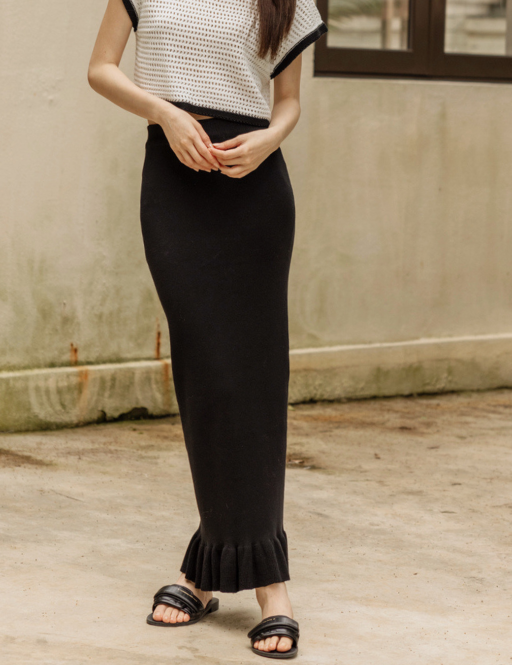 下擺波浪設計長裙（黑色/3尺寸）