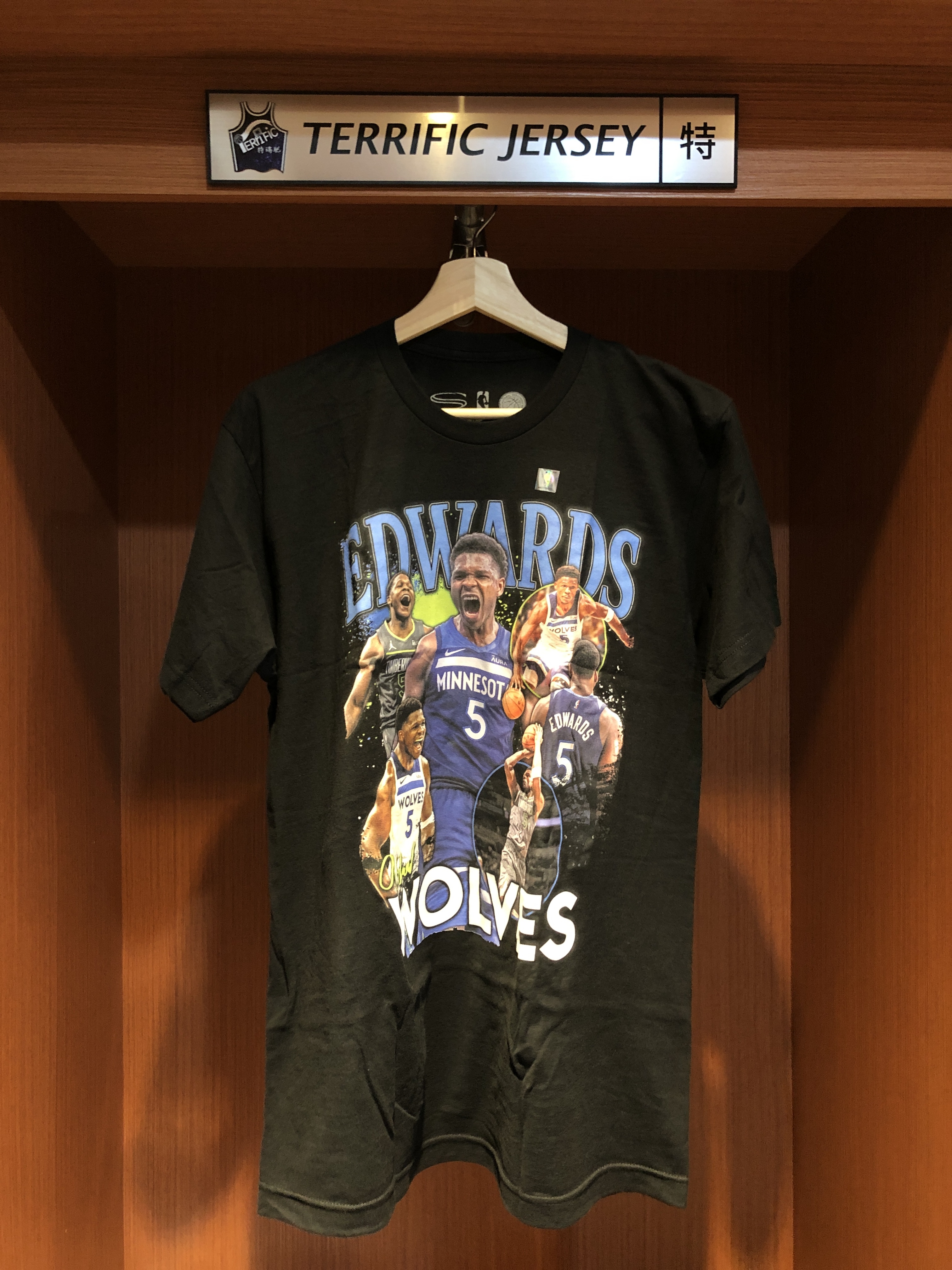NBA短袖 Anthony Edwards 明尼蘇達灰狼黑 照片 人像 Stadium Essentials Unisex Player Crossroads Tee 棉質 短袖 全新