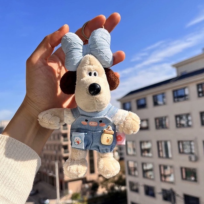 《52088》牛奶瓶吊帶褲掌門狗鑰匙圈