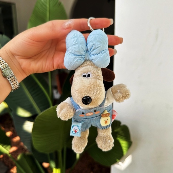 《52088》牛奶瓶吊帶褲掌門狗鑰匙圈