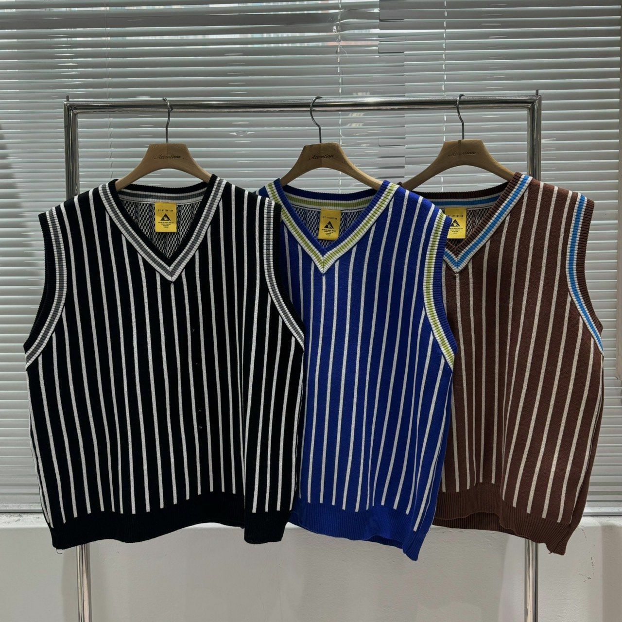 V領直間背心 BY ATTENTION-195V