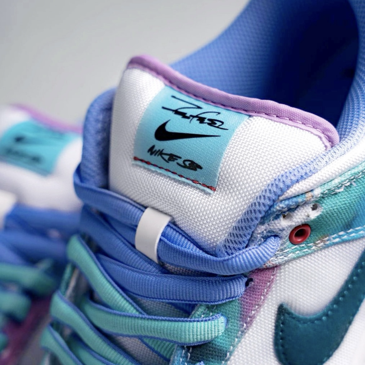 Nike Dunk SB x Futura Laboratories Bleached Aqua 渲染塗鴉 白藍 聯名款 街頭藝術家