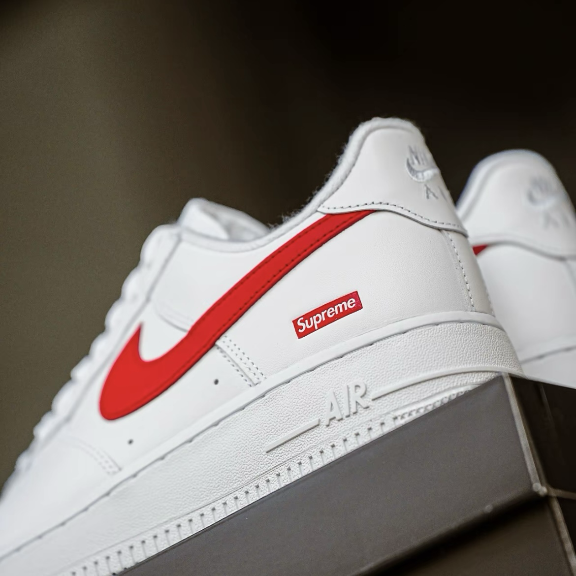 Nike Air Force 1 Low x Supreme Shanghai 上海限定發售 白紅 經典 聯名款 白底紅勾