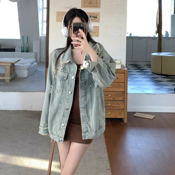 Hot selling long-sleeved denim jacket (size S-XL) (retro light blue) (contact customer service after placing the order to confirm the delivery size)