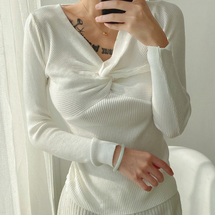 Hot selling chest cross knitted sweater (white) (one size fits all)