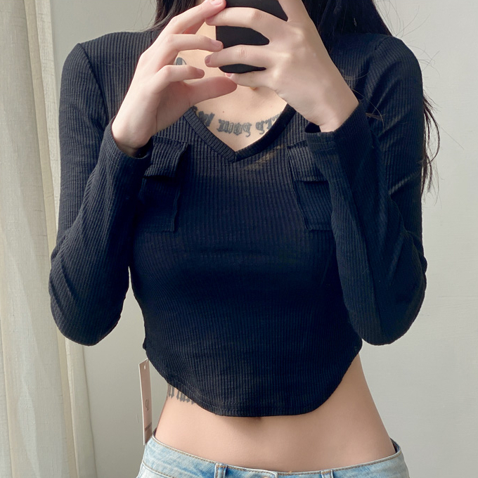 Hot selling V-neck patch pocket long-sleeved T-shirt (black) (S/M size) (contact customer service after placing the order to confirm the delivery size)
