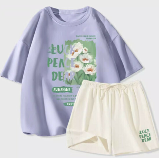 Hot selling two-piece set of short-sleeved ice silk shorts [light blue (breeze flower field) + milk white pants] [S-2XL size] (please contact customer service to confirm the delivery size after placing the order)