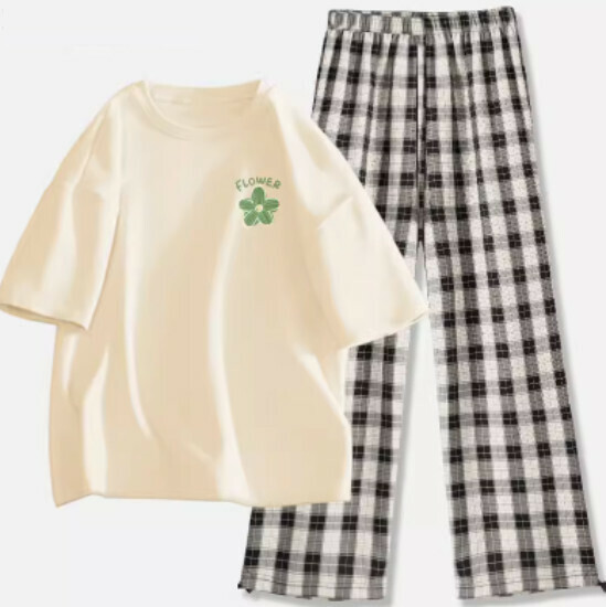 Hot selling short-sleeved versatile casual two-piece set [milk white (elegant flower) + black and white pants] [S-2XL size] (please contact customer service to confirm the delivery size after placing the order)