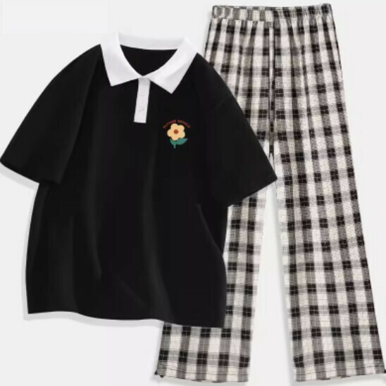 Hot selling two-piece polo collar short-sleeved T-shirt set [Black (five-petal flower) + black and white pants] [S-2XL size] (please contact customer service to confirm the delivery size after placing the order)