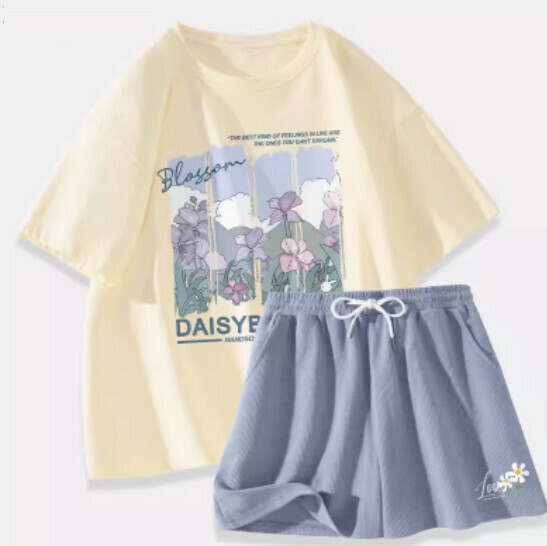 Hot selling two-piece set of short-sleeved T-shirts and shorts [Milk White (Mountain Iris) + Blue Pants] [S-XL] (please contact customer service to confirm the delivery size after placing the order)