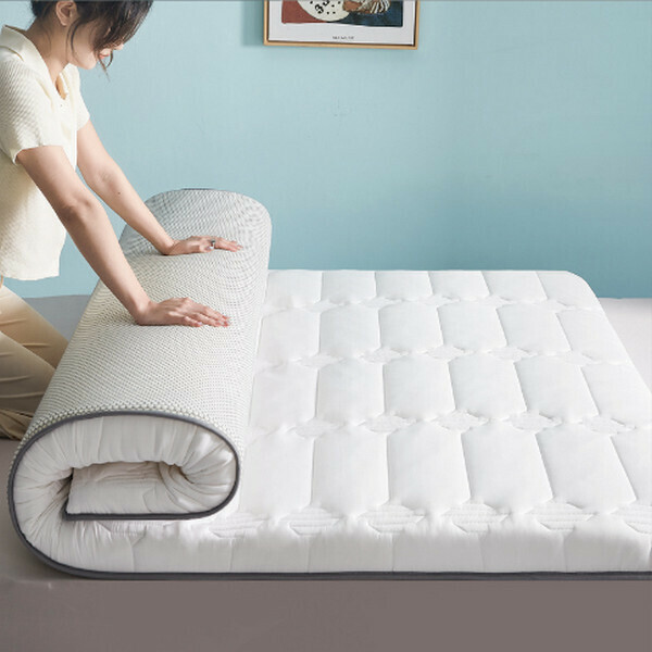 Hot selling washed cotton folding thickened tatami mat soybean mattress [one side comfortable and charming white] [1.5x2m—about 8cm thick]