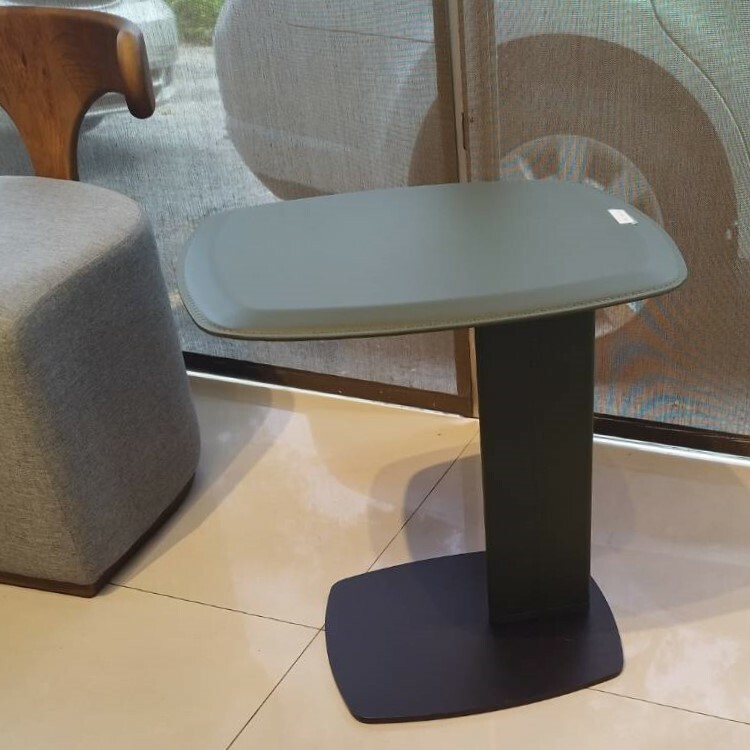 西恩納︱造型邊几