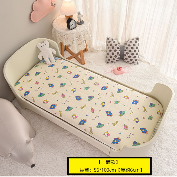 熱賣兒童加厚卡通床墊(宇宙探險【一體款】)(56*100cm【厚約6cm/四季通用】)