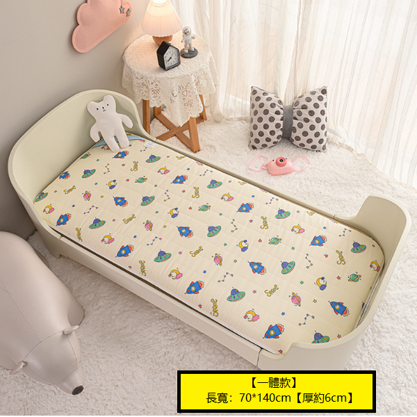 熱賣兒童加厚卡通床墊(宇宙探險【一體款】)(70*140cm【厚約6cm/四季通用】)