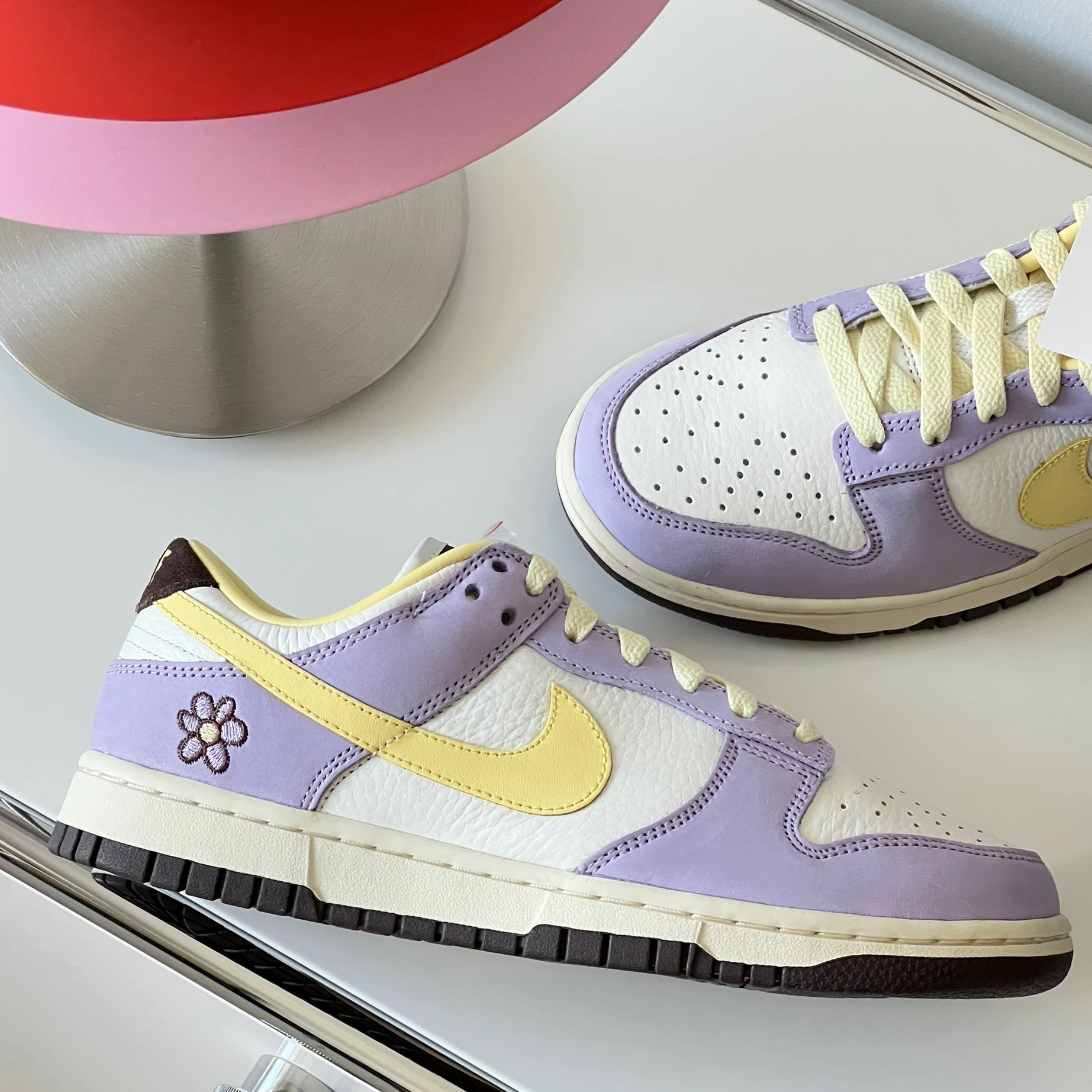 NIKE DUNK LOW PREMIUM 丁香花紫 檸檬黃 紫 紫羅蘭 刺繡小花 棕色 椰奶 女鞋 FB7910-500 / 預購