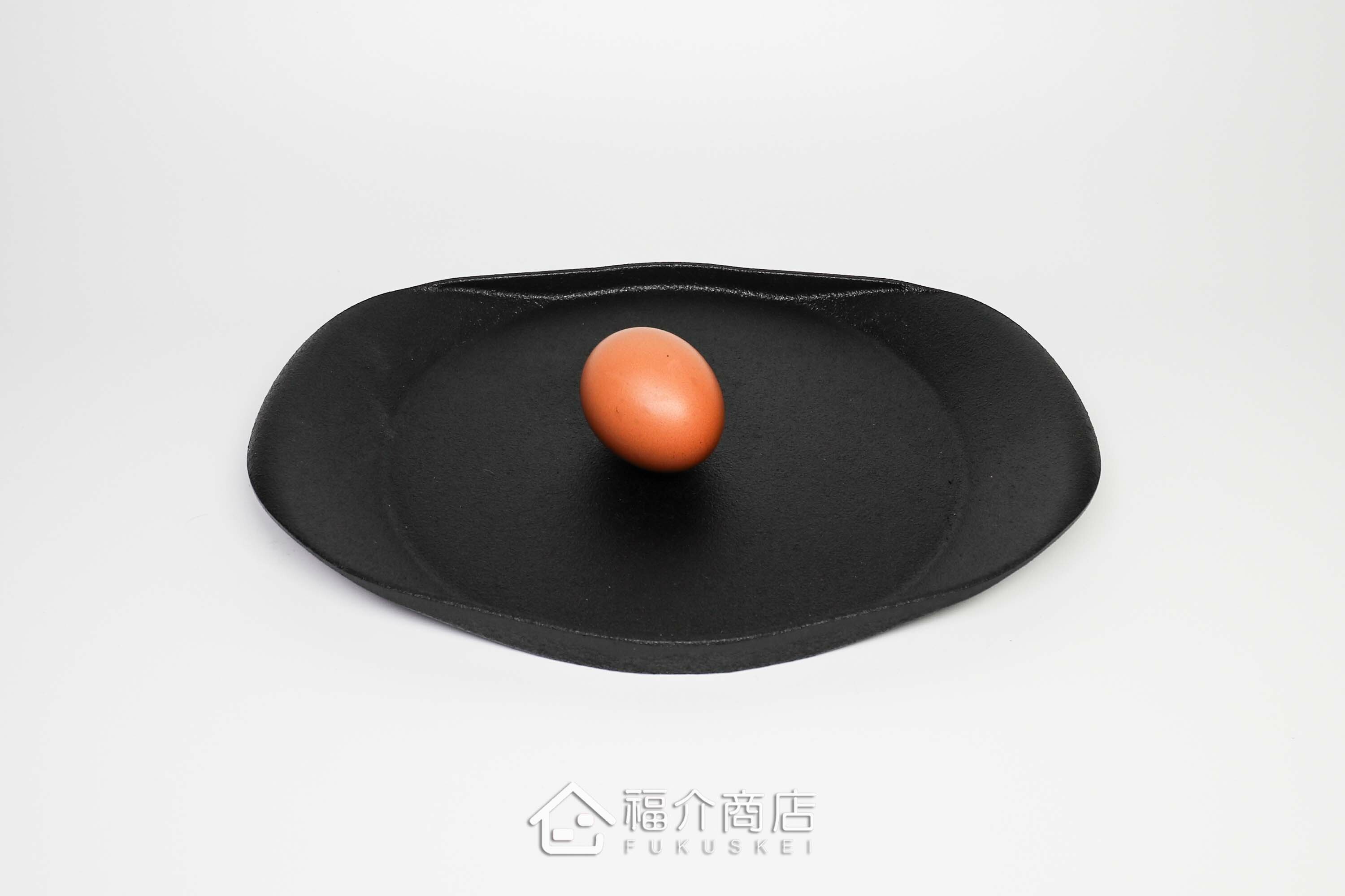 可以煎牛排做Pizza或肉排料理的黑色鑄鐵鍋烤盤