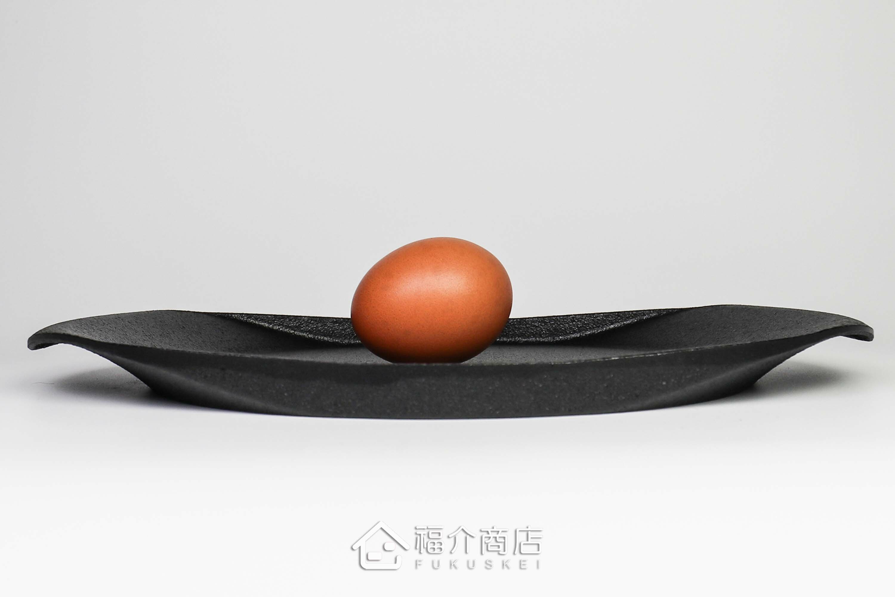 可以煎牛排做Pizza或肉排料理的黑色鑄鐵鍋烤盤