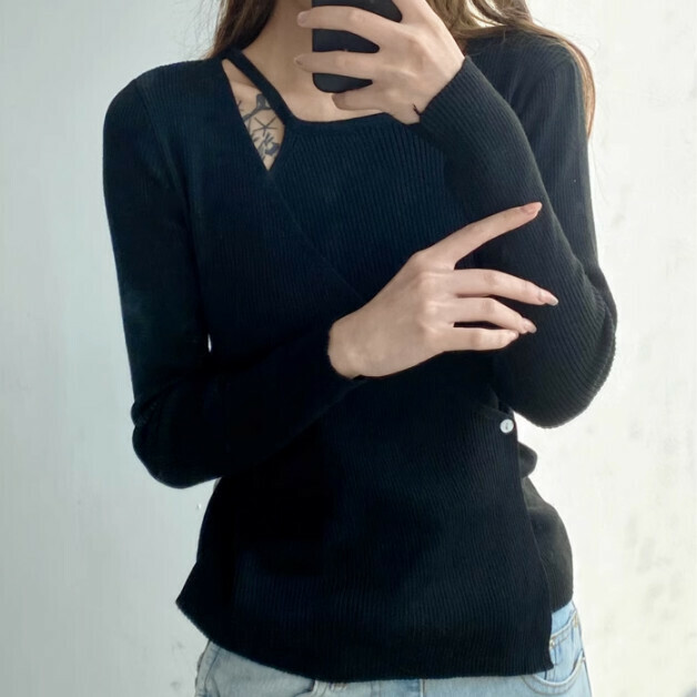 Hot selling irregular hollow sweater (black) (S/M size) (contact customer service after placing the order to confirm the delivery size)
