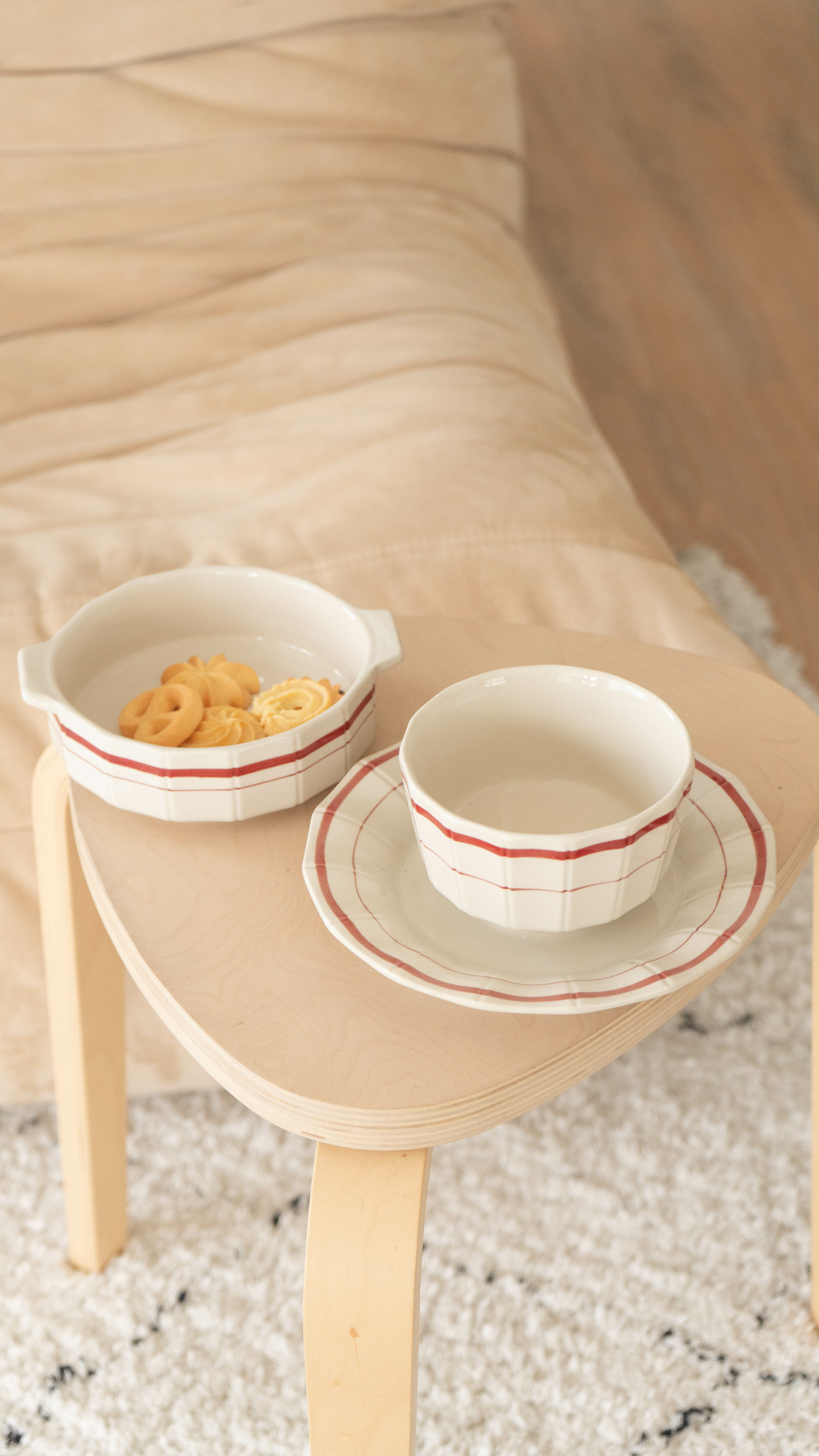 韓式紅線條碗盤組