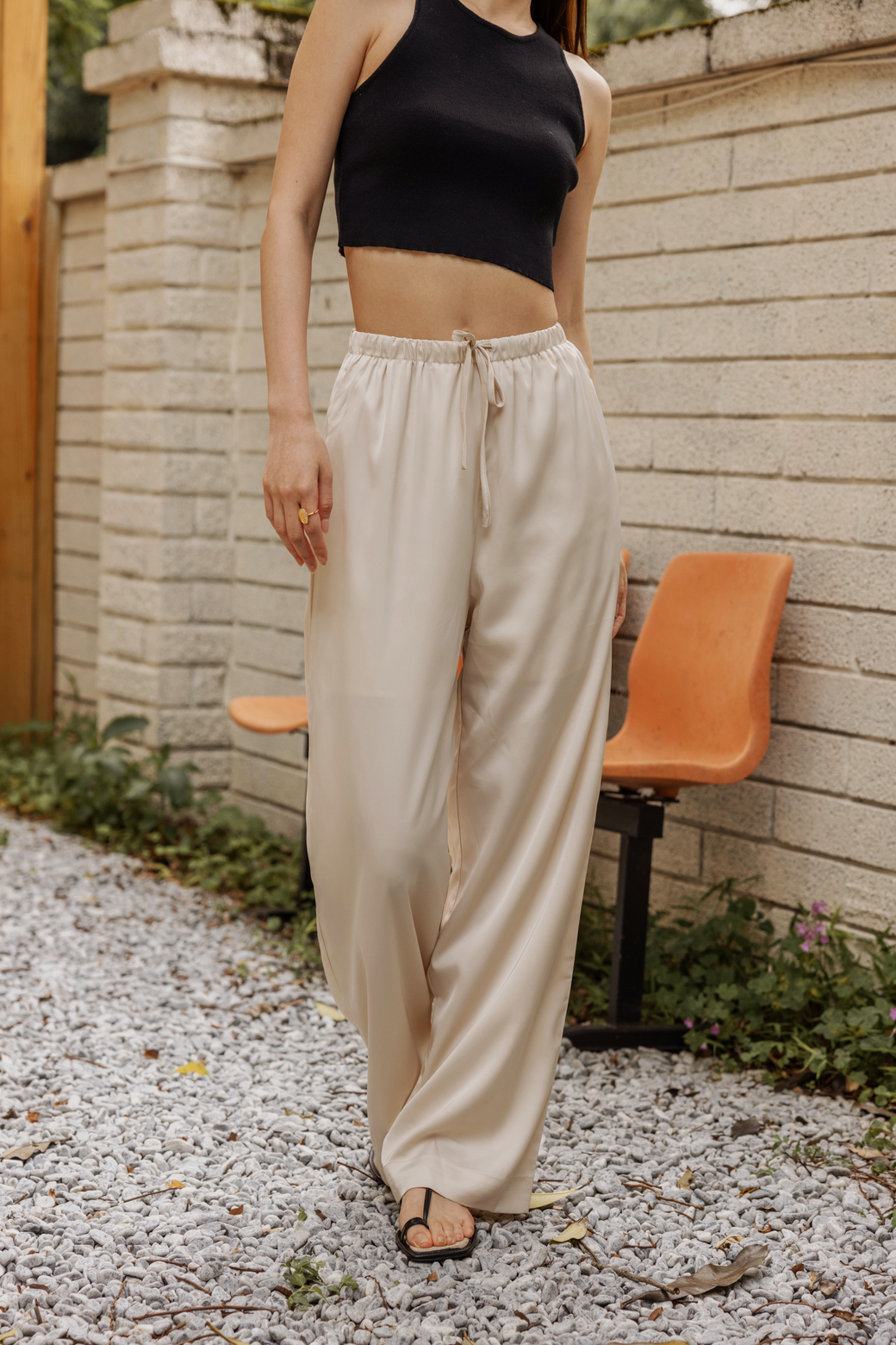 緞面綁繩落地寬褲（杏白色/4尺寸）