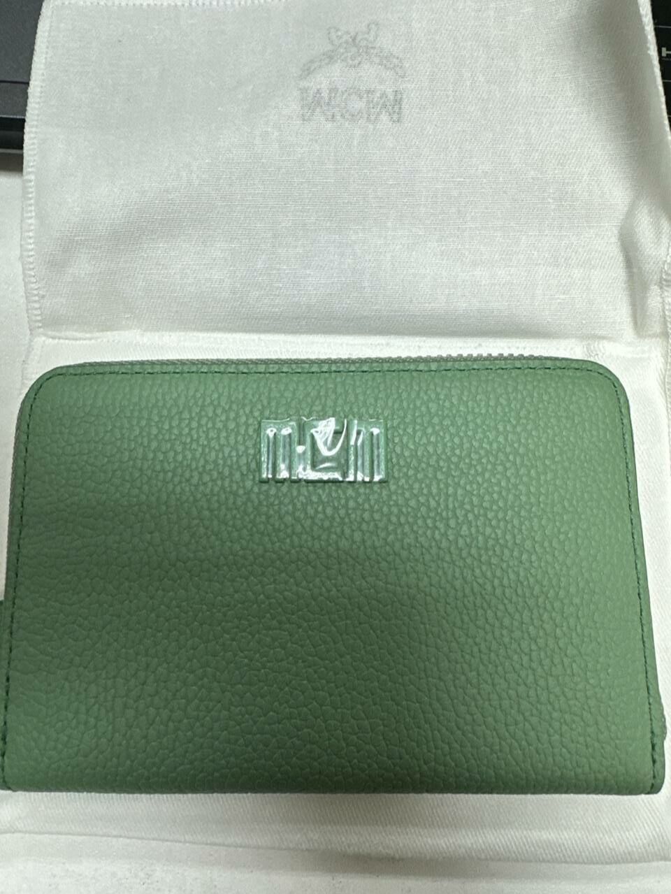 [S] MCM ZIPPED WALLET,LOBEN FROST, 8809735119993 (SMCM89)