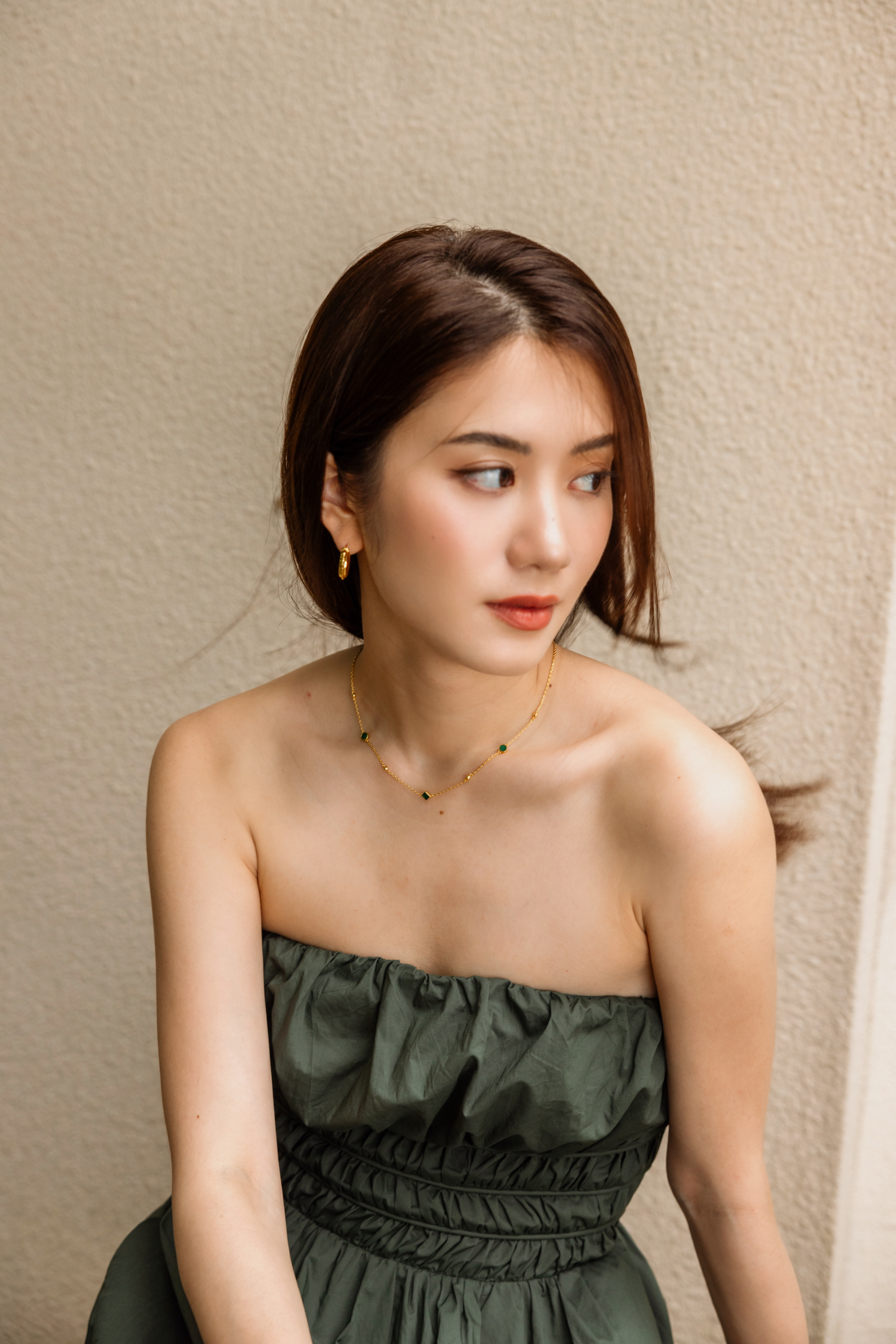 菱形孔雀石圓珠細鍊（金色）