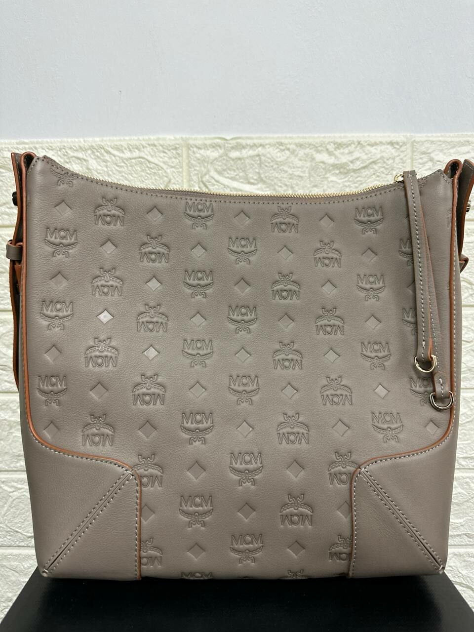 [S] MCM HOBO BAG,URBAN TAUPE, 8809675915921 (SMCM97)