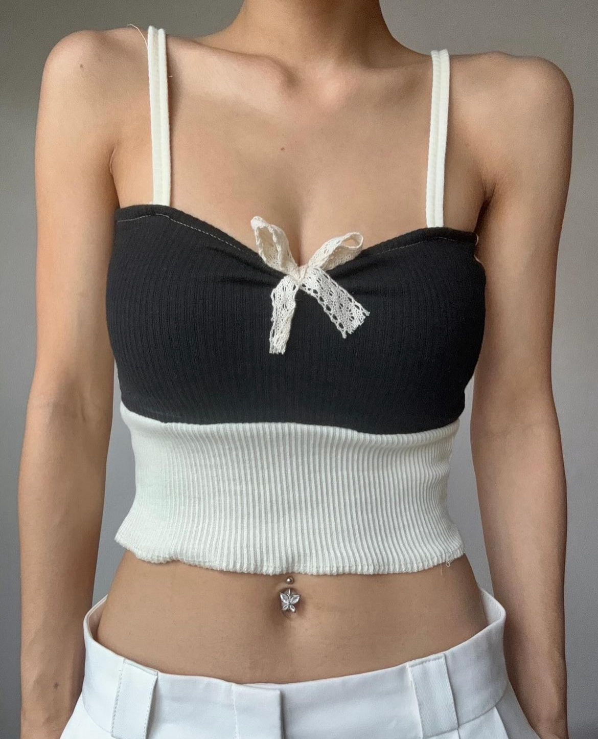 TH RIBBON LACE HALF TOP (BW)