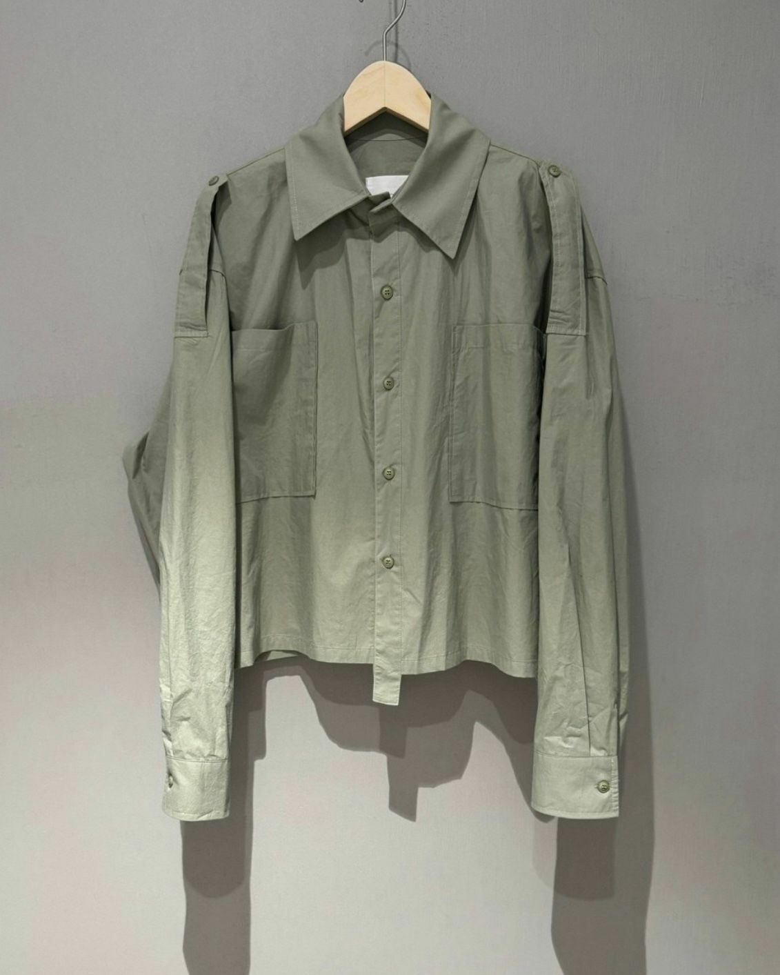 淨色雙袋口長袖恤衫 VOID-030S