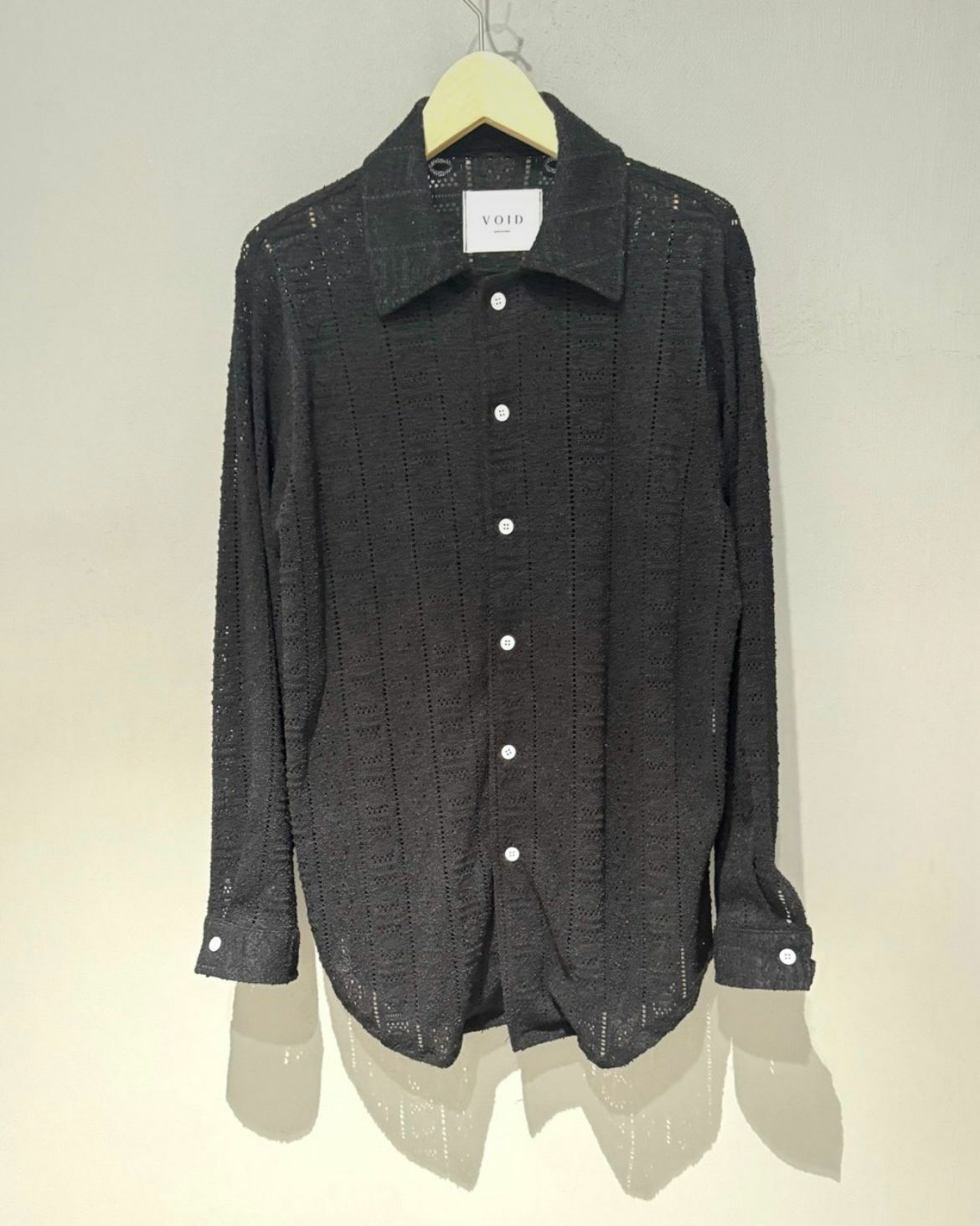 淨色通花長袖恤衫 VOID-031S