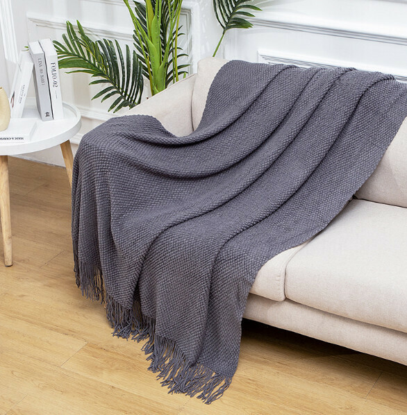Popular waffle knitted blanket (smoke gray) (size: 127*172cm including tassels)