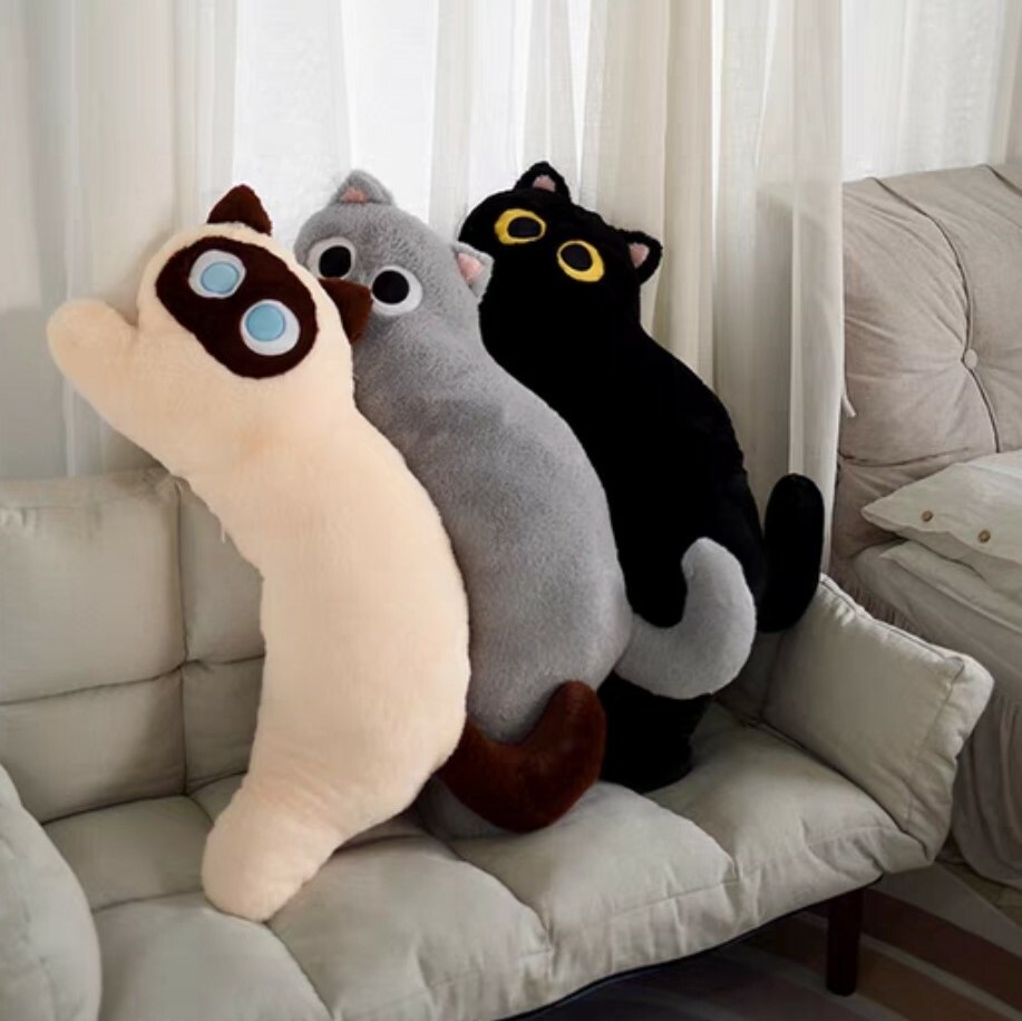 毛絨貓咪夾腿抱枕