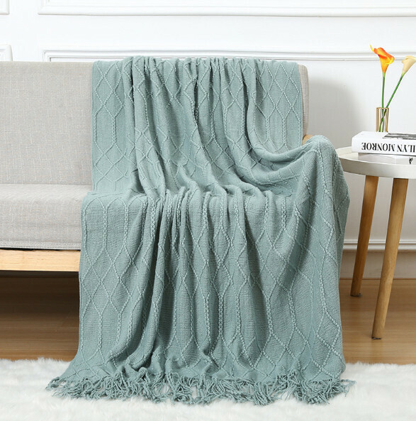 Hotly recommended lunch break knitted throw blanket (dutch green) (size: 130*230cm including tassels)