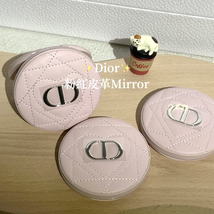 Dior 粉紅漆皮小鏡子