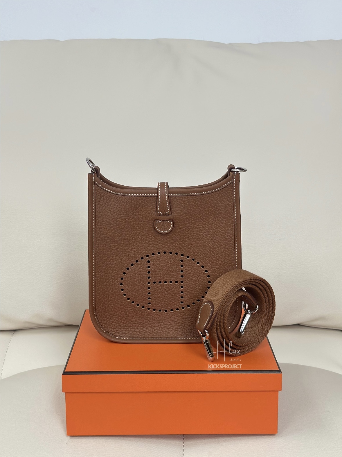 Hermes Mini Evelyne Gold 37 金棕色 銀扣