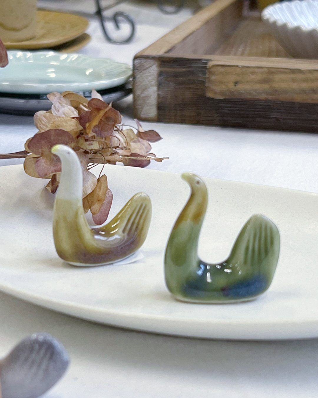 手工陶器 筷子托 天鵝(3款)｜AOBA POTTERY