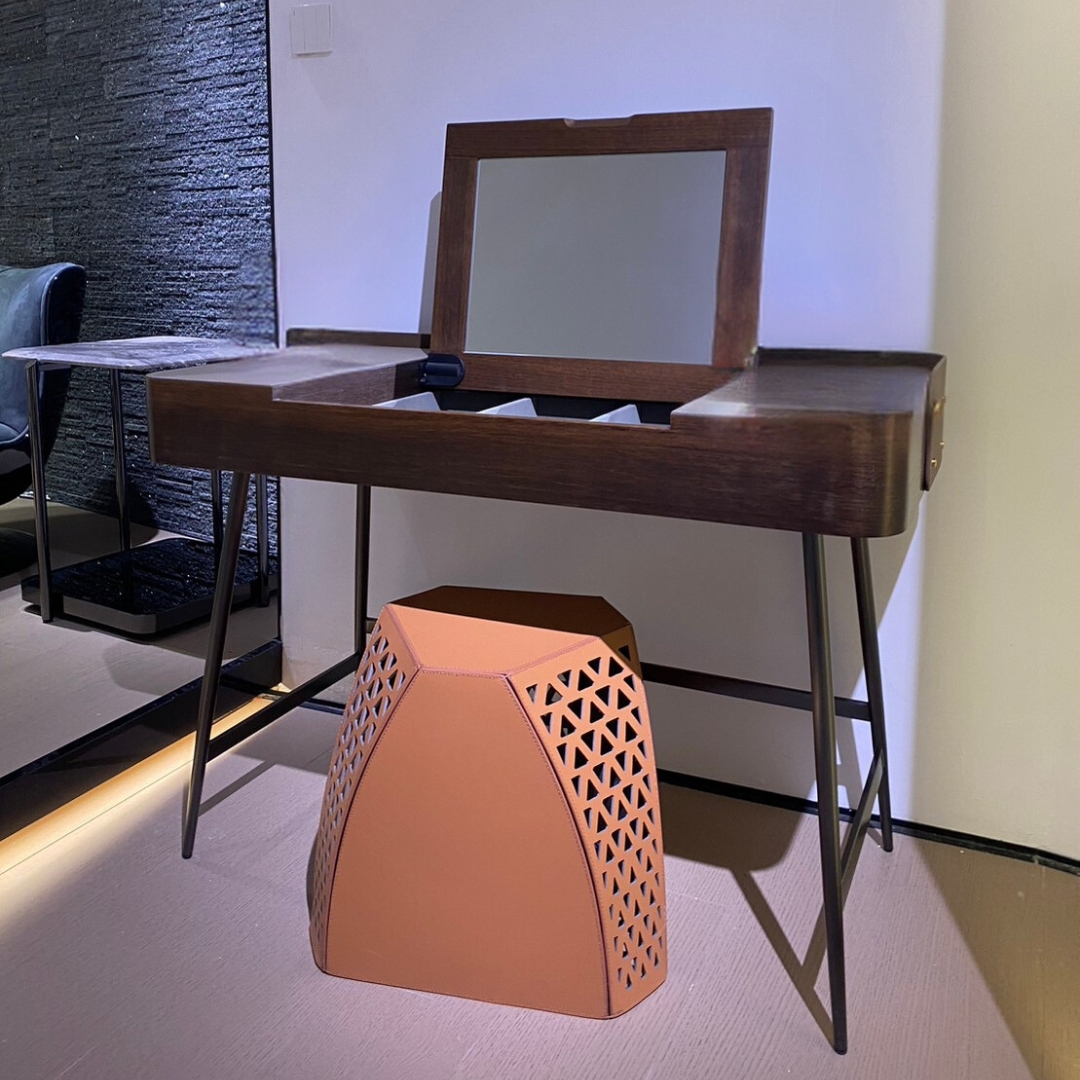 娜塔莎 | 藏鏡式 | 一體妝台