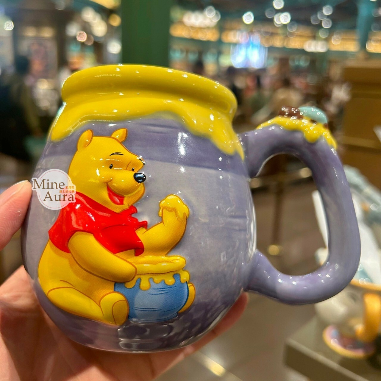 小熊維尼 Winnie the Pooh 吃蜂蜜圖案 陶瓷馬克杯 水杯 -上海迪士尼樂園