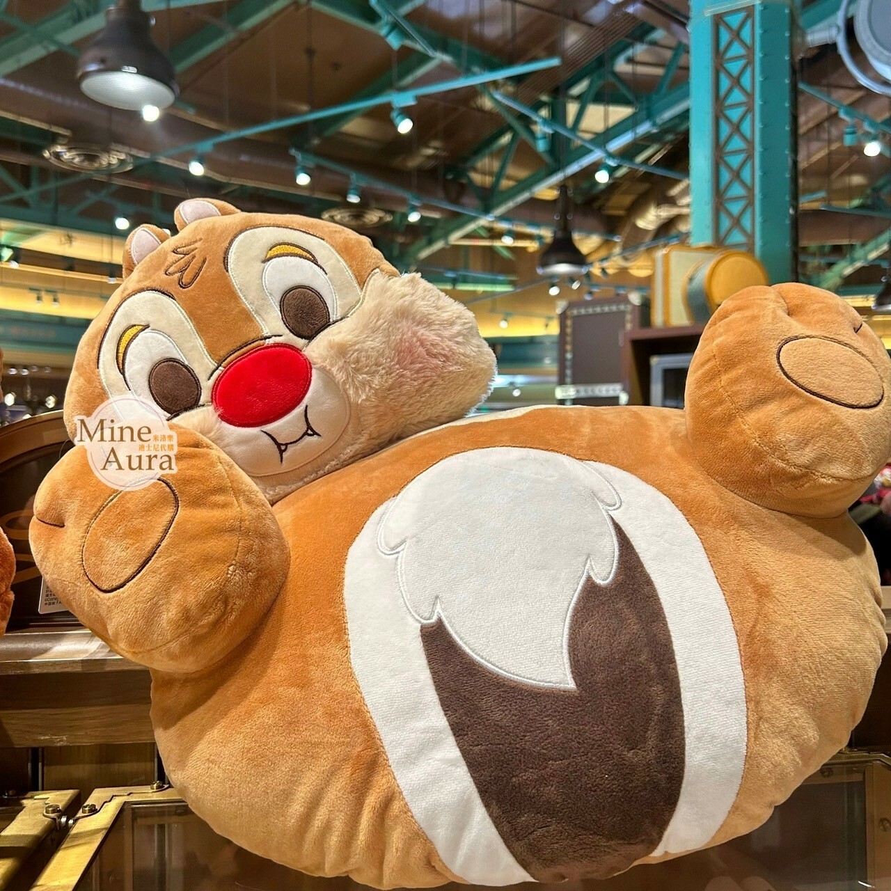 (限時特價) 紅鼻 蒂蒂 Dale 腰墊 頸枕靠墊組 汽車用品 奇奇蒂蒂 Chip 'n Dale  -上海迪士尼樂園