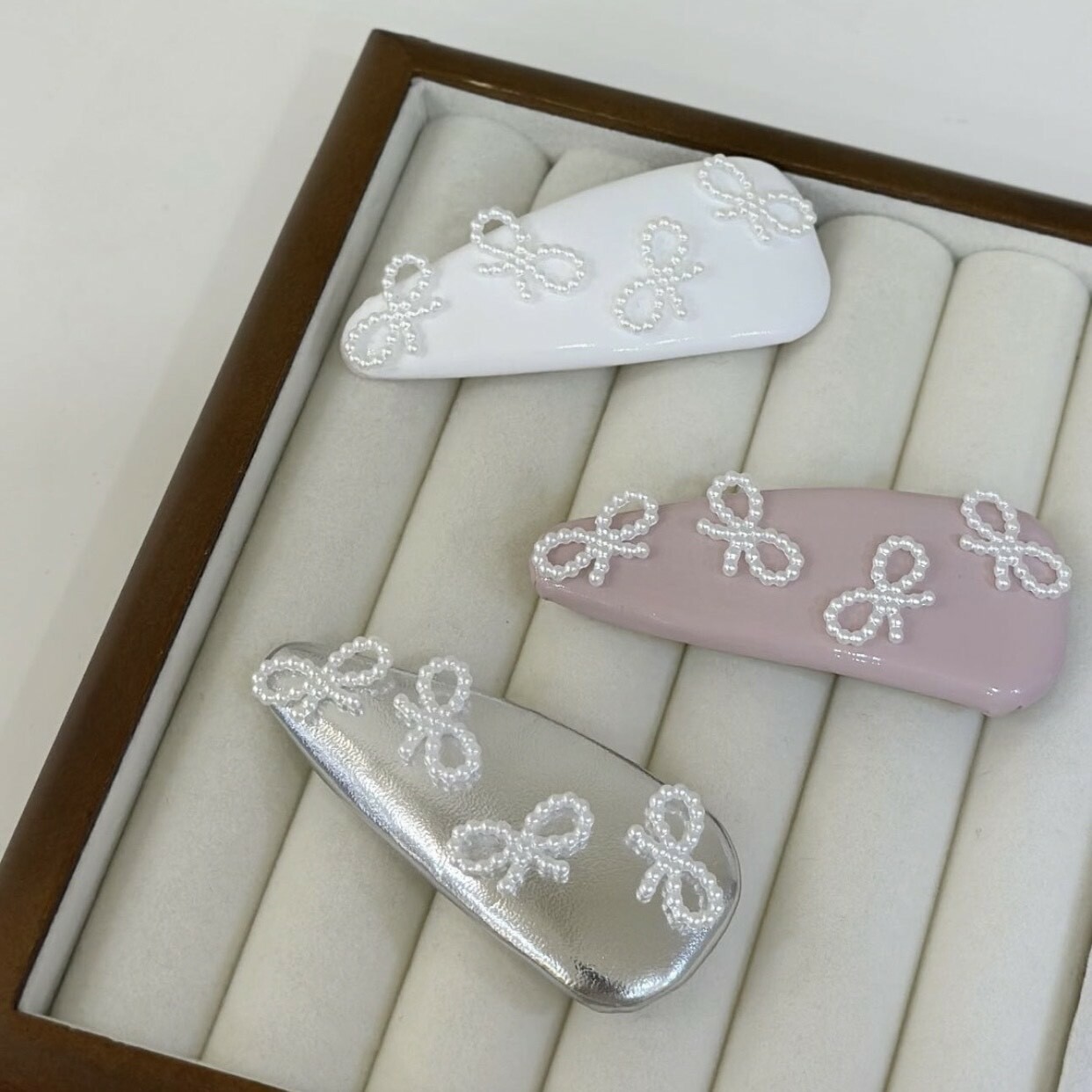 G09珍珠蝴蝶結BB夾（單支）