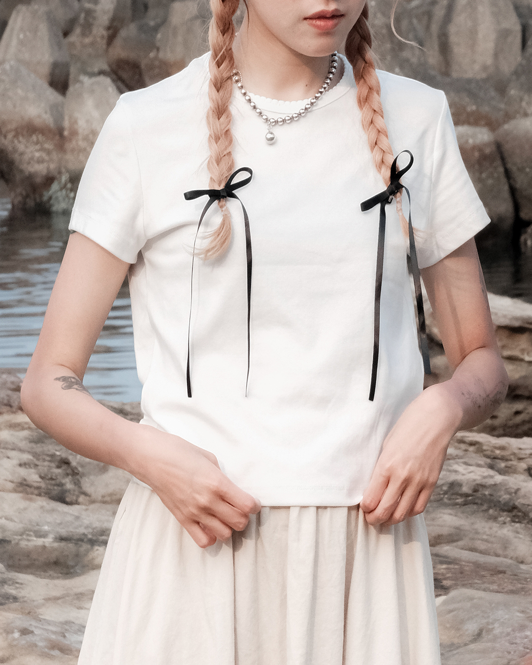 小花邊領純色棉Tee