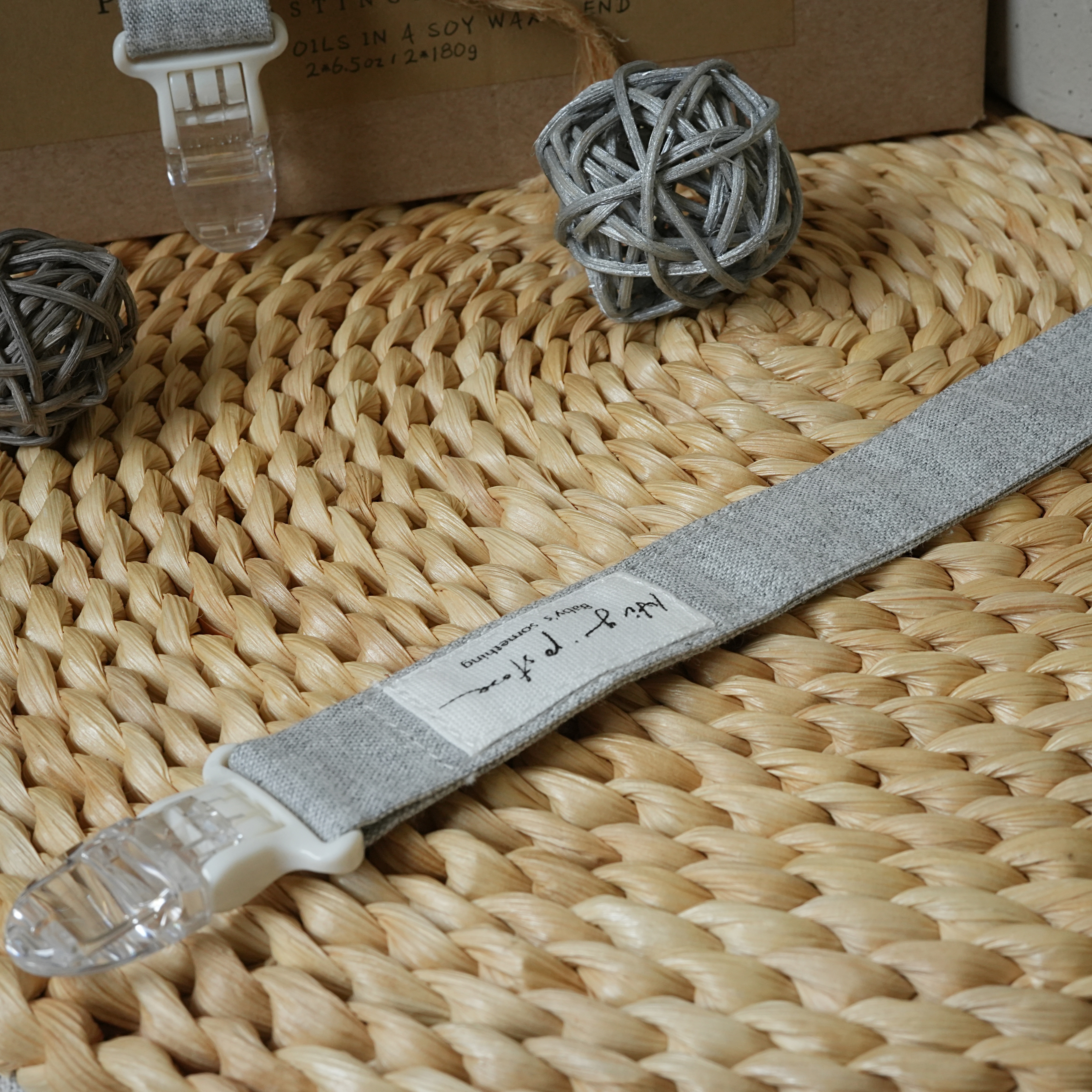 Hi Y.P store-鱷魚夾-亞麻灰