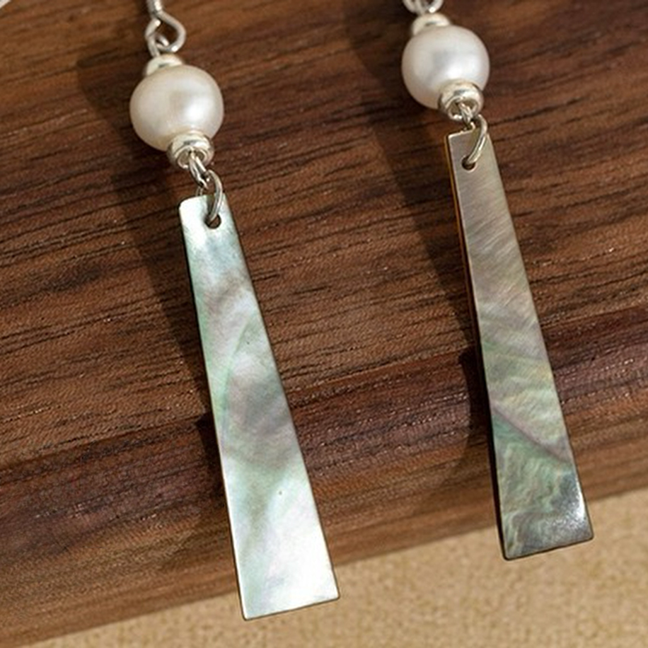 【暮朝煙】天然淡水珍珠+黑蝶貝純銀耳環