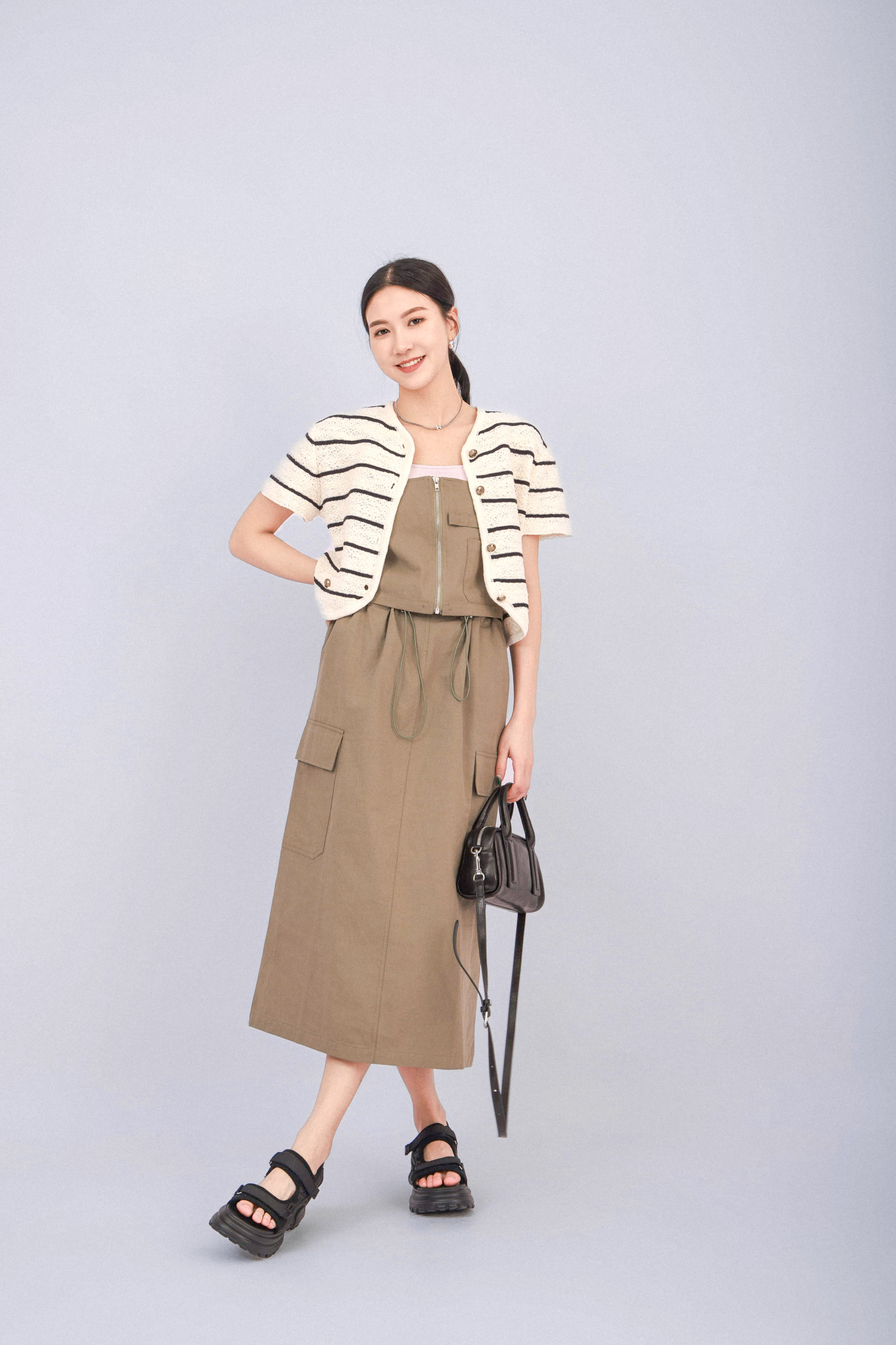 造型 945（外套＋上衣＋半截裙）