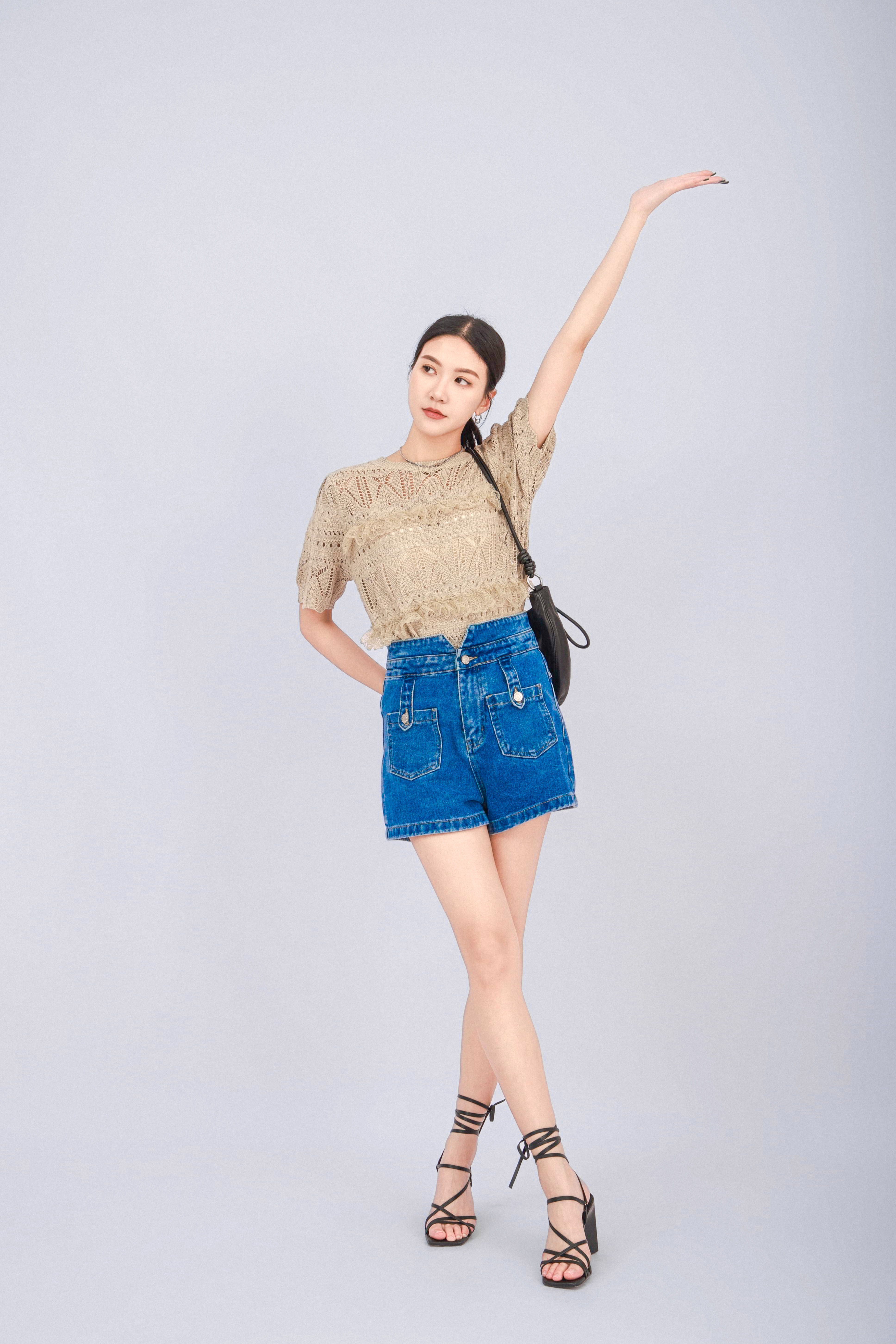 造型 946（上衣＋牛仔褲）