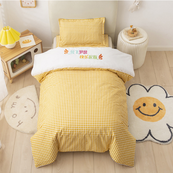 Hot recommendation pure cotton children's quilt cover + cushion cover + pillowcase (yellow and white small grid) (three-piece set does not include core)